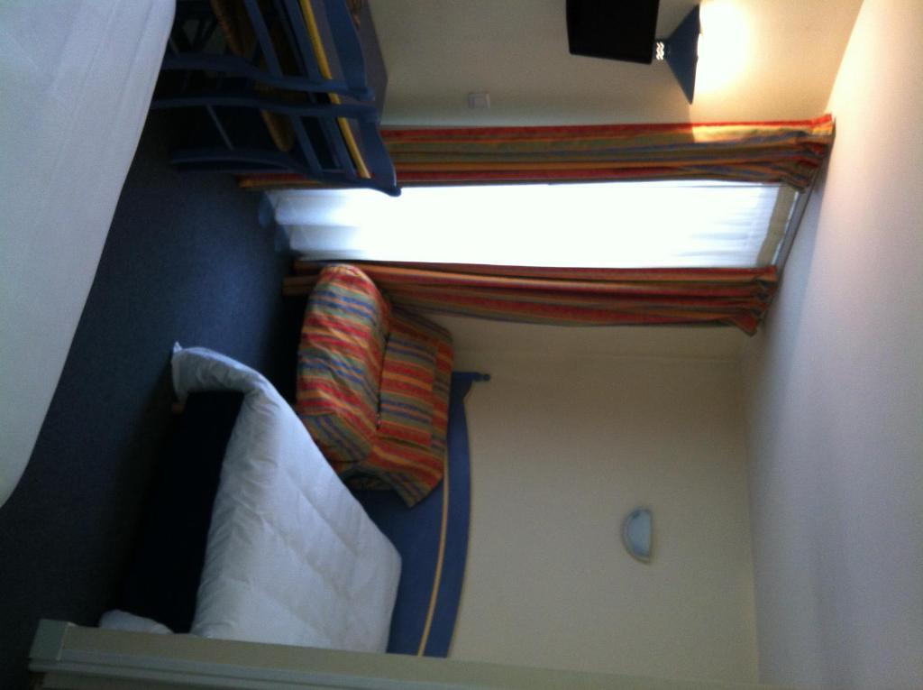 Le Ruisseau Otel Saint-Mandé Oda fotoğraf